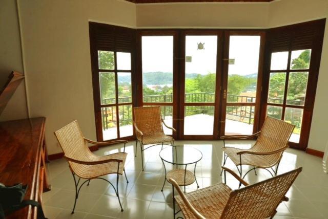 Pearl House Otel Kandy Dış mekan fotoğraf