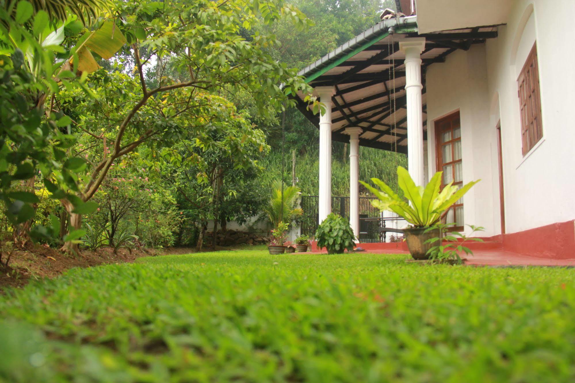 Pearl House Otel Kandy Dış mekan fotoğraf